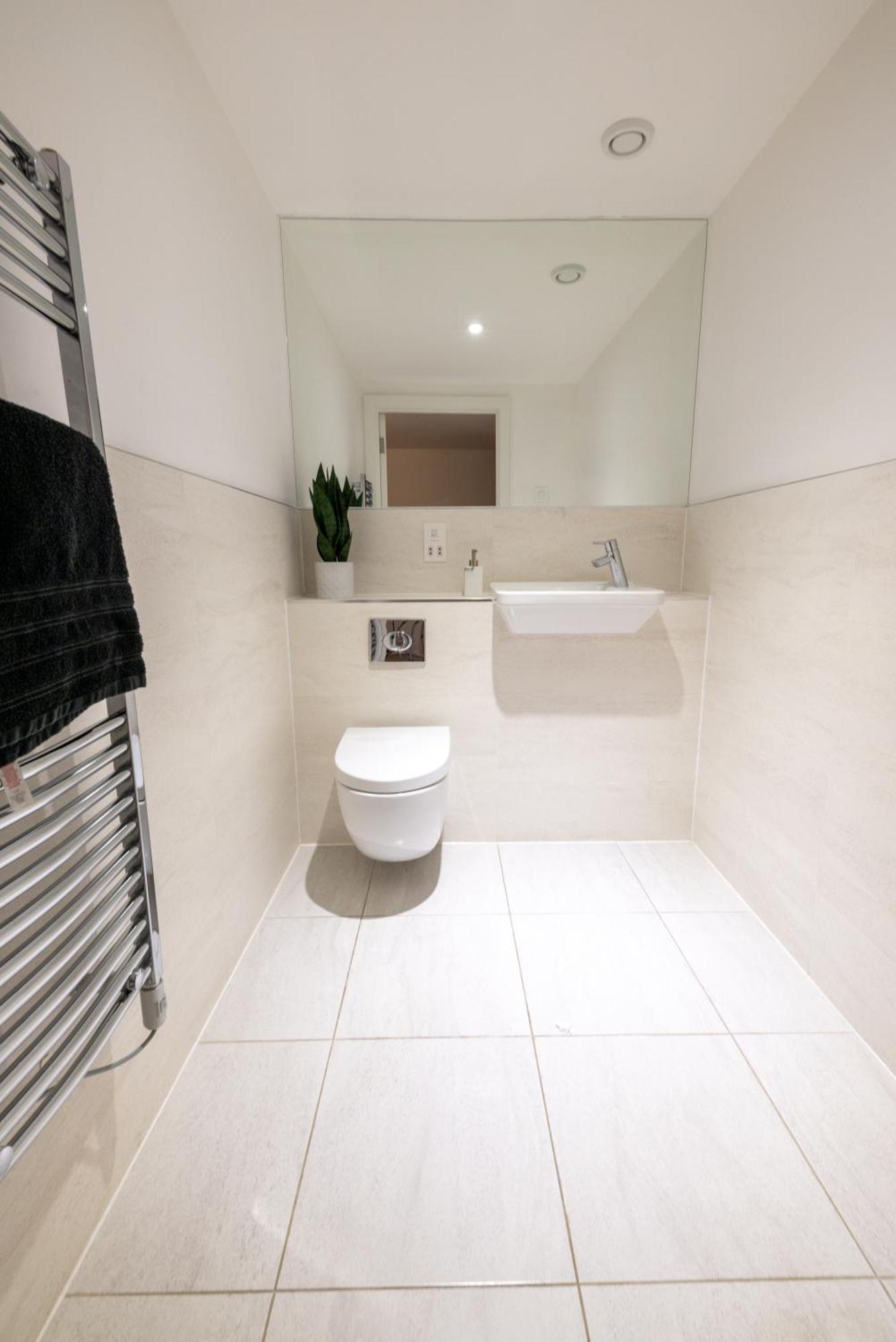 Luxurious & Modern Townhouse In Hammersmith Lägenhet London Exteriör bild